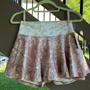 NWT POFLEX Twirl Skort Flower Floral Taupe Tan Ivory